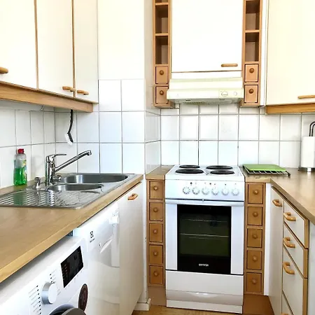 Apartment Kotimaailma - Tilava Parvekkeellinen Kaksio - Satakunnankatu Tampere